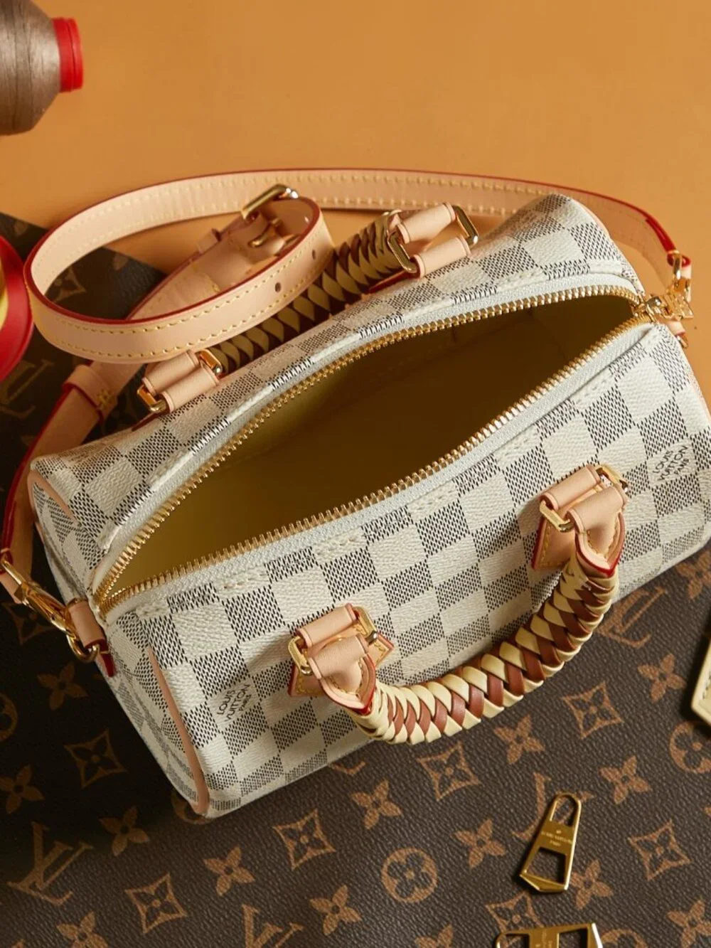 Louis Vuitton Speedy Bandoulière 20